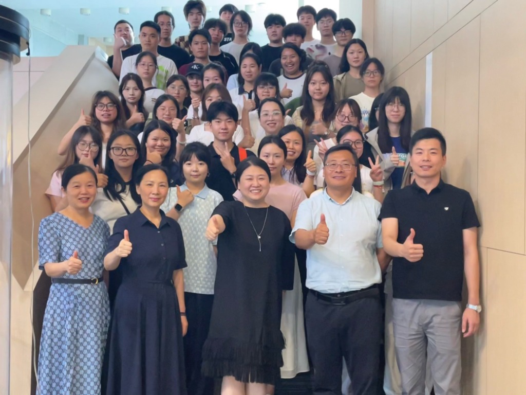 四川长江职业学院正保财务共享生产实践圆满结课，数智财经实践打造人才培养新范式
